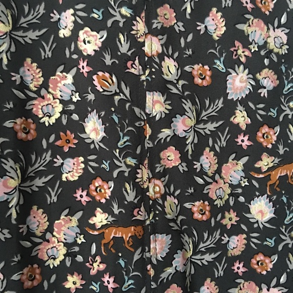 Ann Taylor LOFT shell - Picture 2 of 3